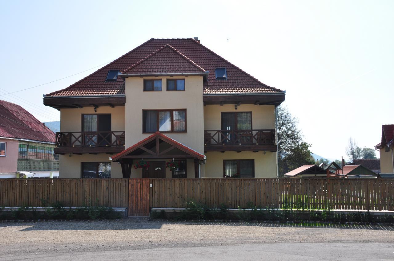 Vila Anna Malnas Bai Luaran gambar